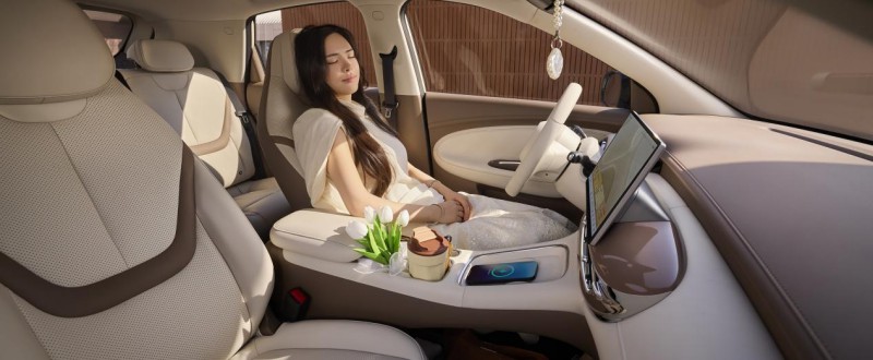 空间巧思筑就舒适座舱，缤果Pro全新五座打造精致出行体验